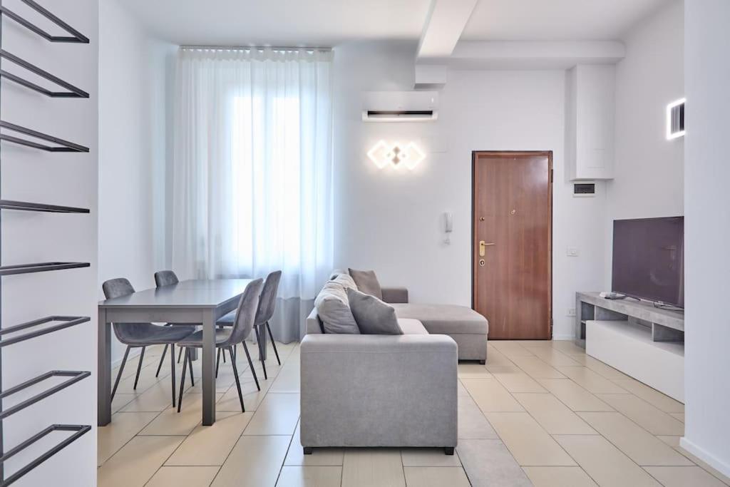 מילאנו Lenny'S Central Apartment מראה חיצוני תמונה