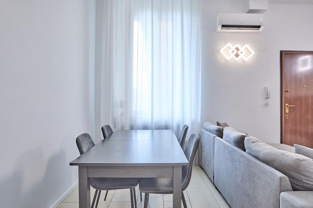 מילאנו Lenny'S Central Apartment מראה חיצוני תמונה